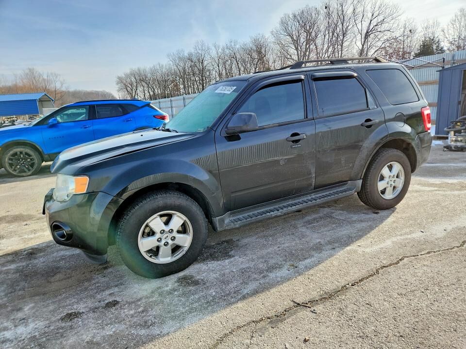 2011 FORD Escape