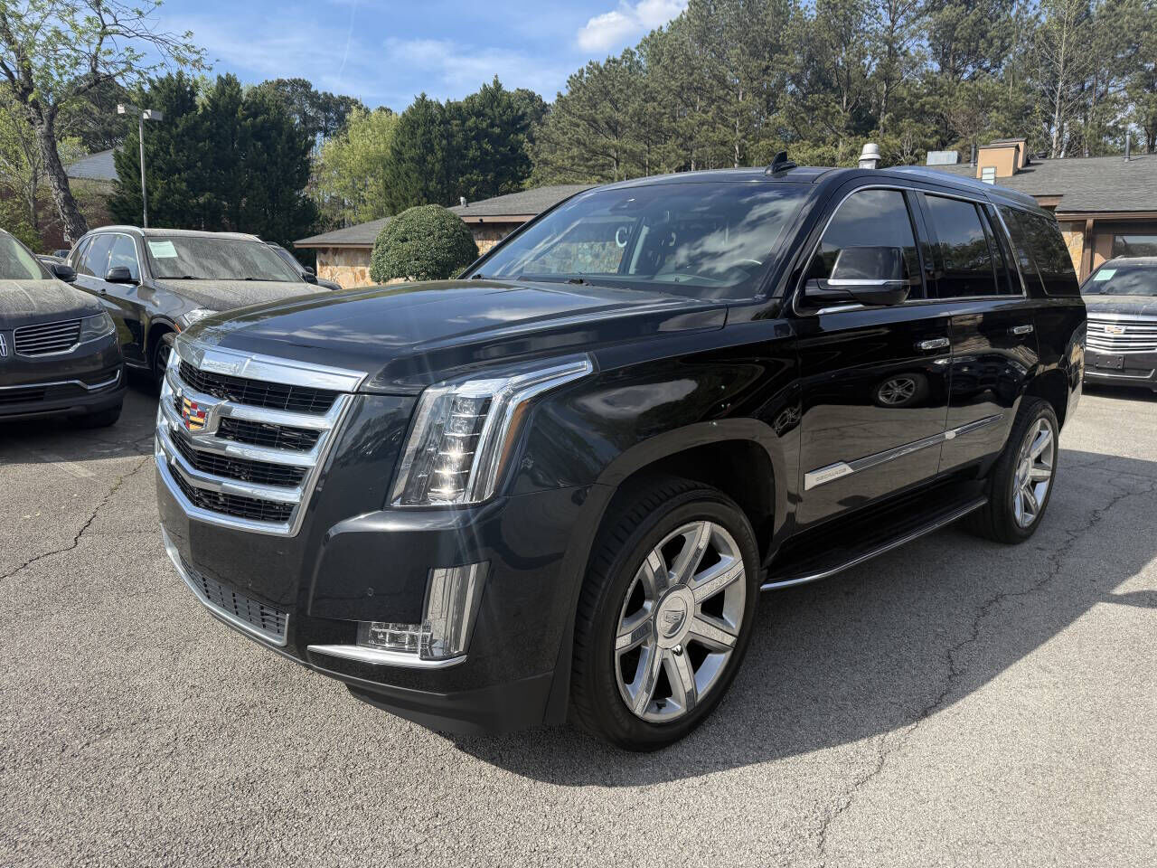 2017 CADILLAC Escalade