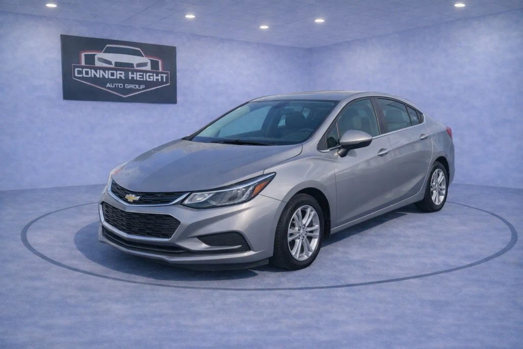 2017 CHEVROLET Cruze