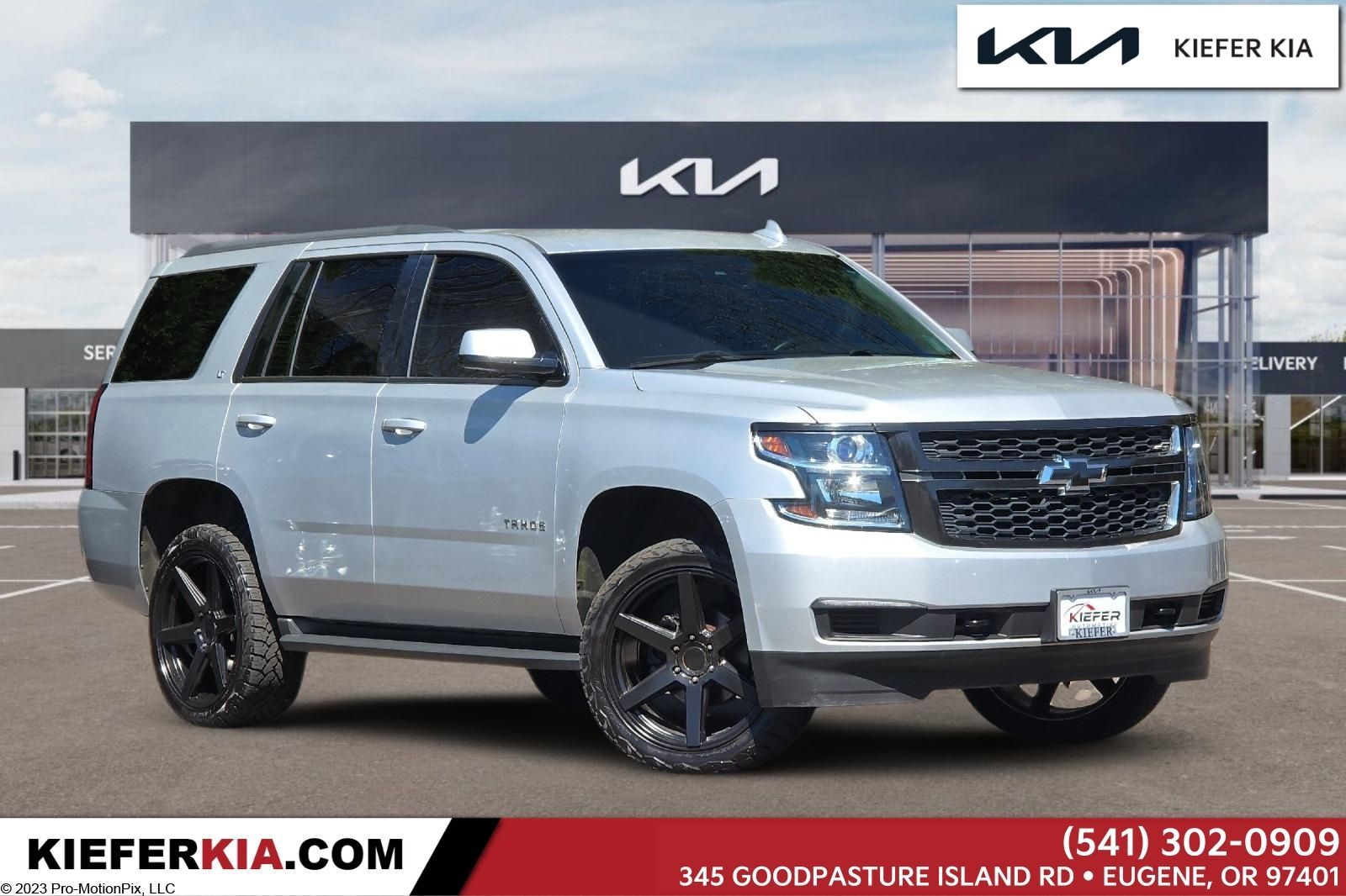 2017 CHEVROLET Tahoe
