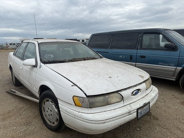 1995 FORD Taurus