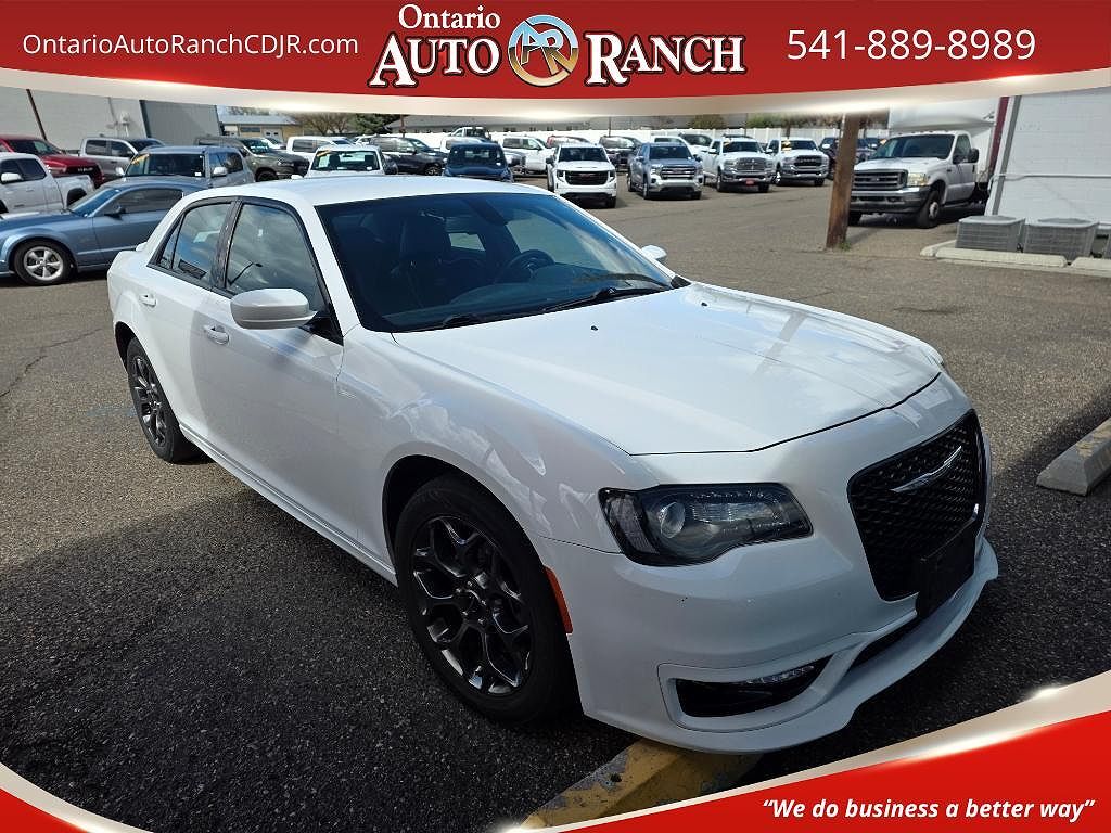 2017 CHRYSLER 300