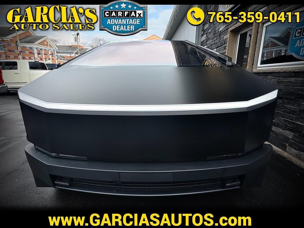 2024 TESLA Cybertruck