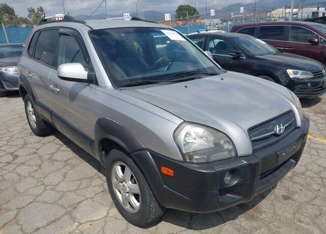 2005 HYUNDAI Tucson