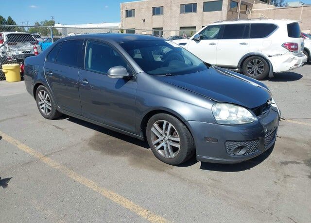 2005 VOLKSWAGEN Jetta