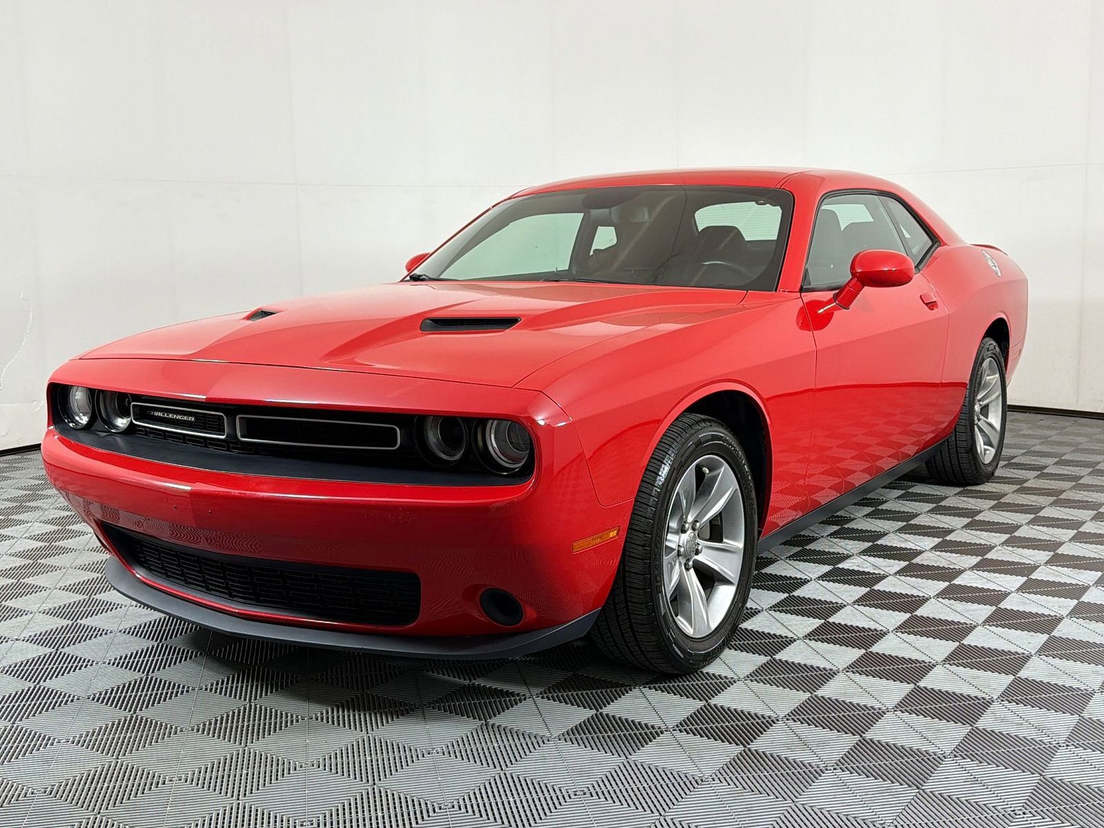 2019 DODGE Challenger