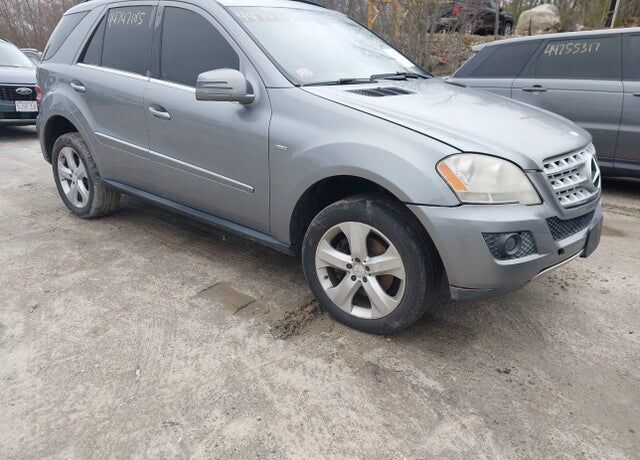 2011 MERCEDES-BENZ M-Class