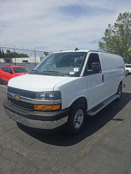 2024 CHEVROLET Express