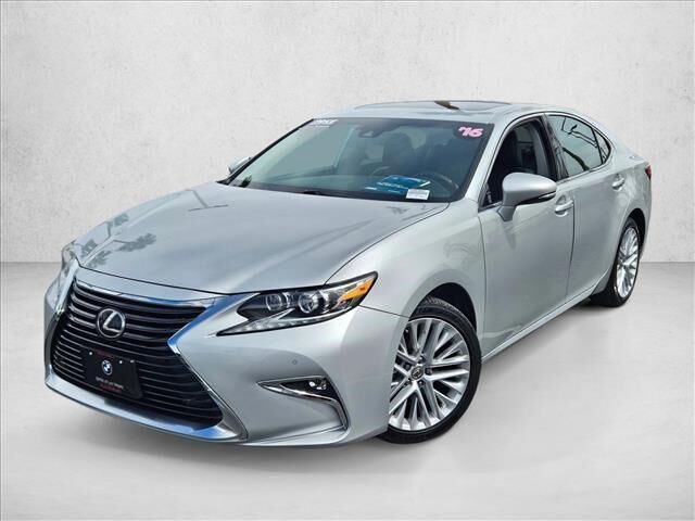 2016 LEXUS ES