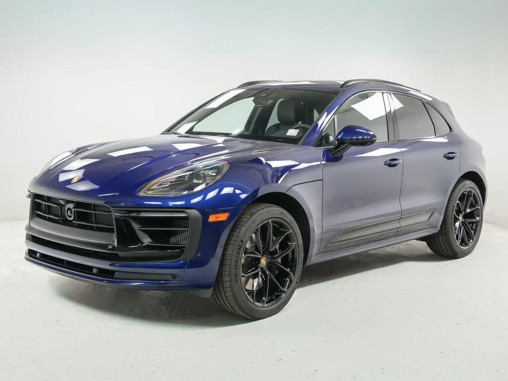 2026 PORSCHE Macan