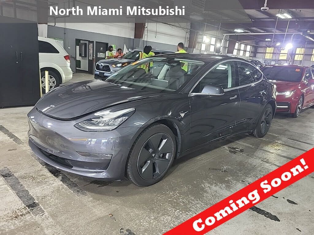 2018 TESLA Model 3