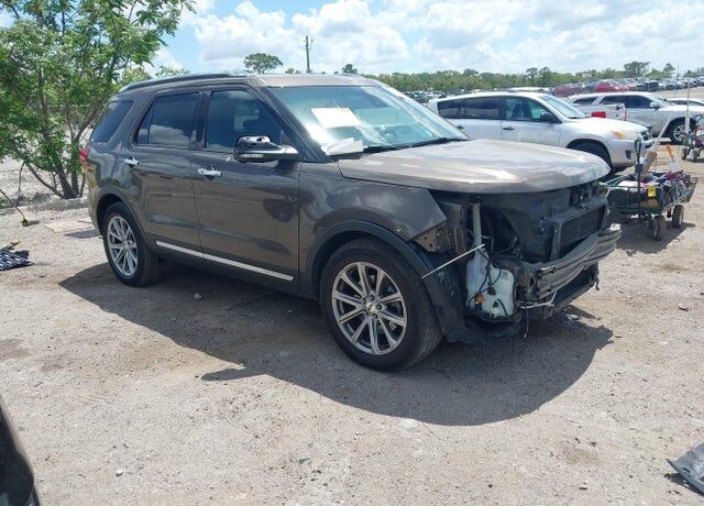 2016 FORD Explorer