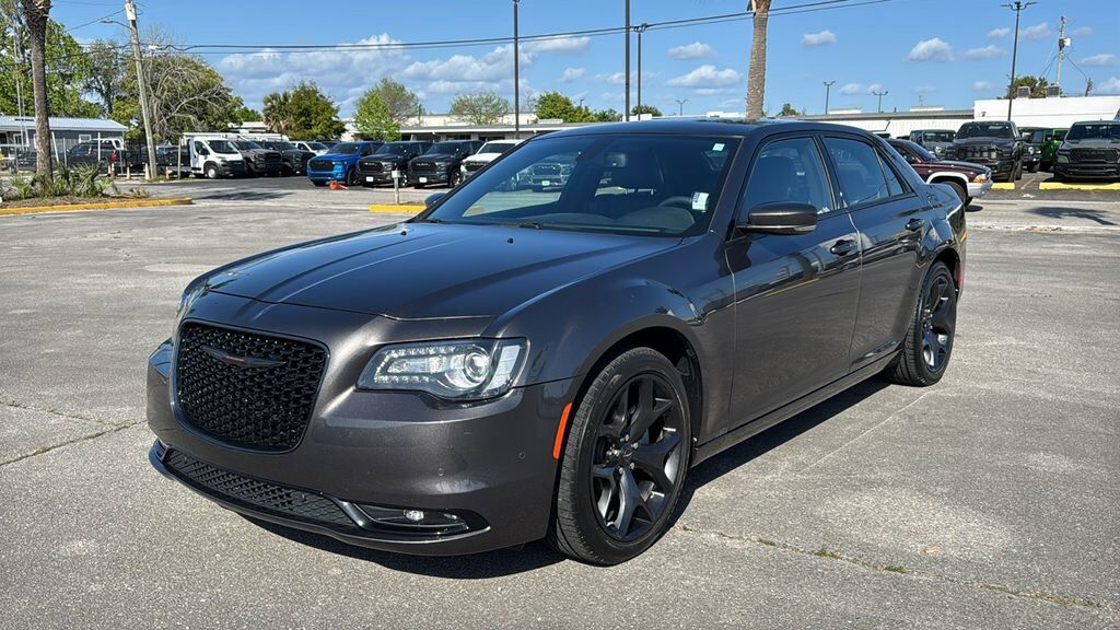 2023 CHRYSLER 300
