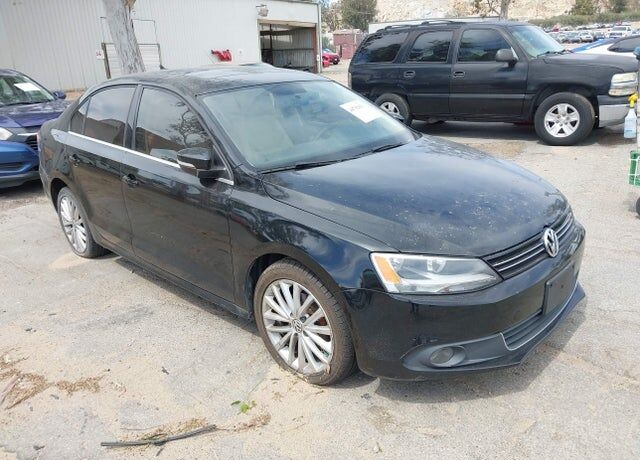 2011 VOLKSWAGEN Jetta