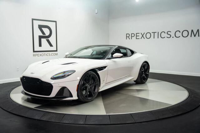 2019 ASTON MARTIN DBS