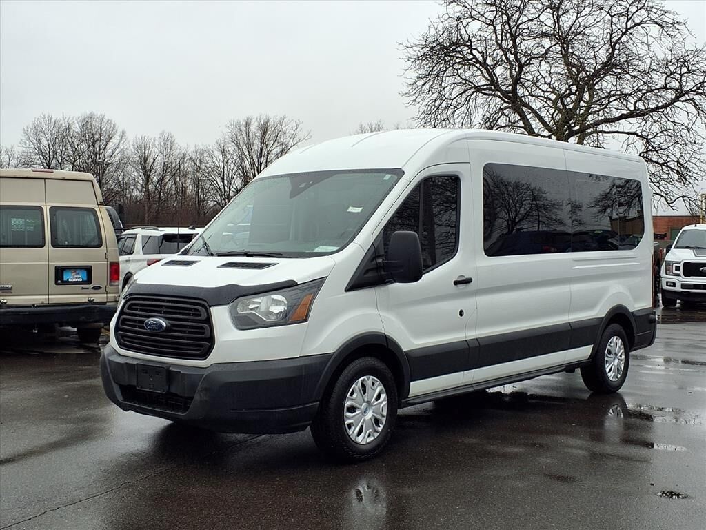 2017 FORD Transit