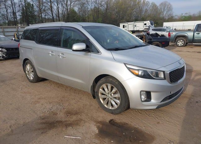 2016 KIA Sedona