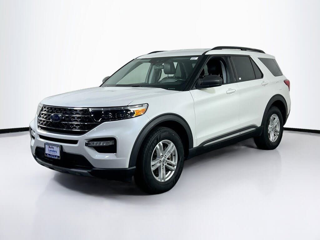 2021 FORD Explorer