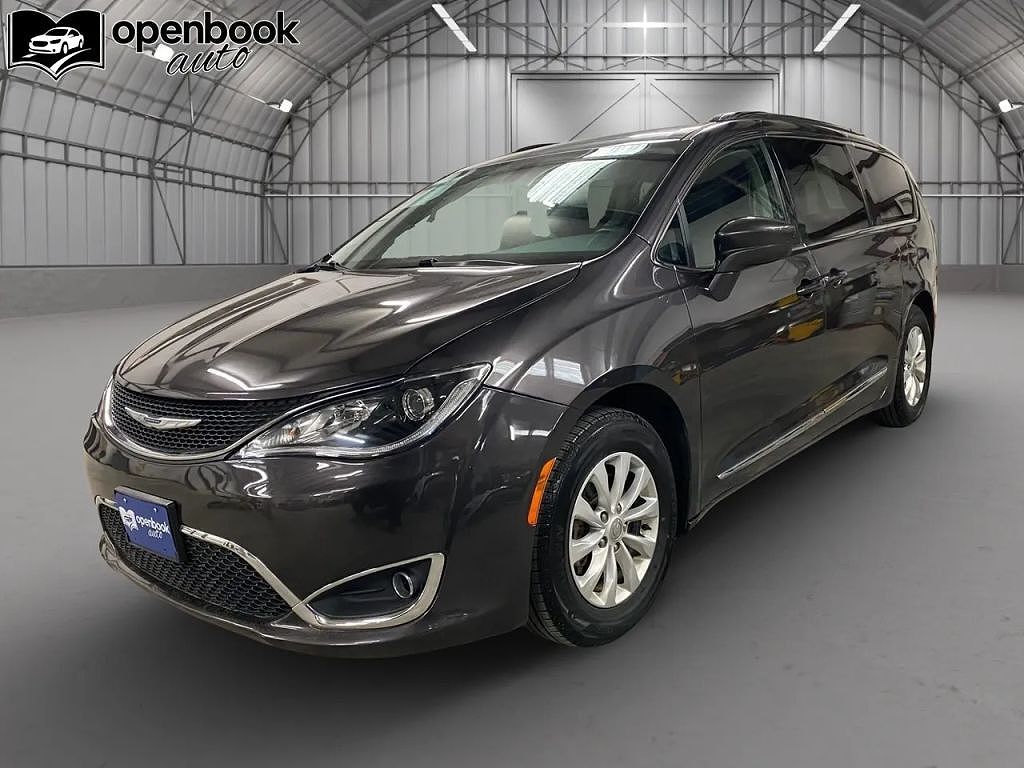 2019 CHRYSLER Pacifica