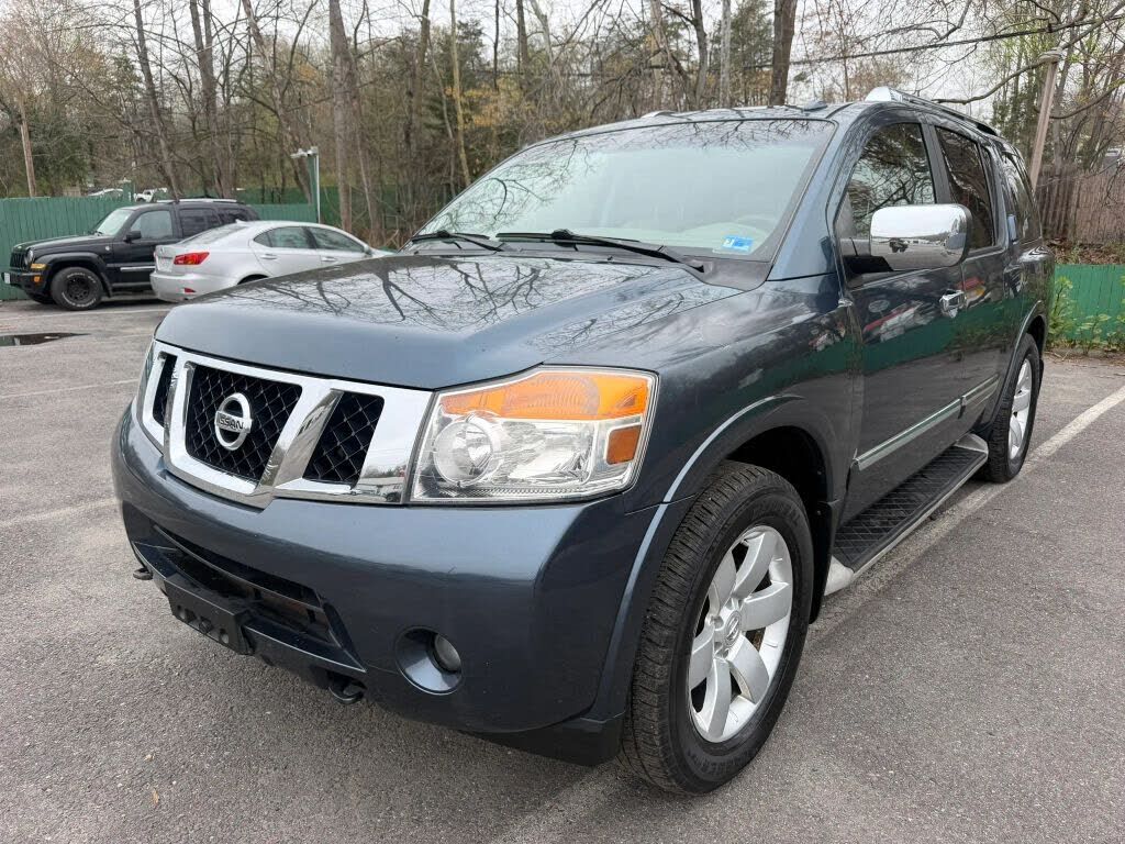 2013 NISSAN Armada