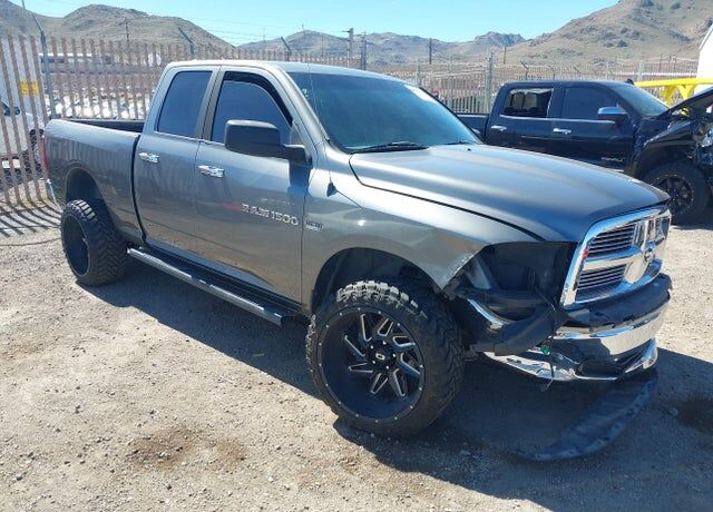 2011 DODGE Ram