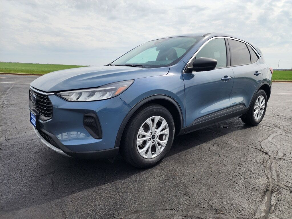 2023 FORD Escape