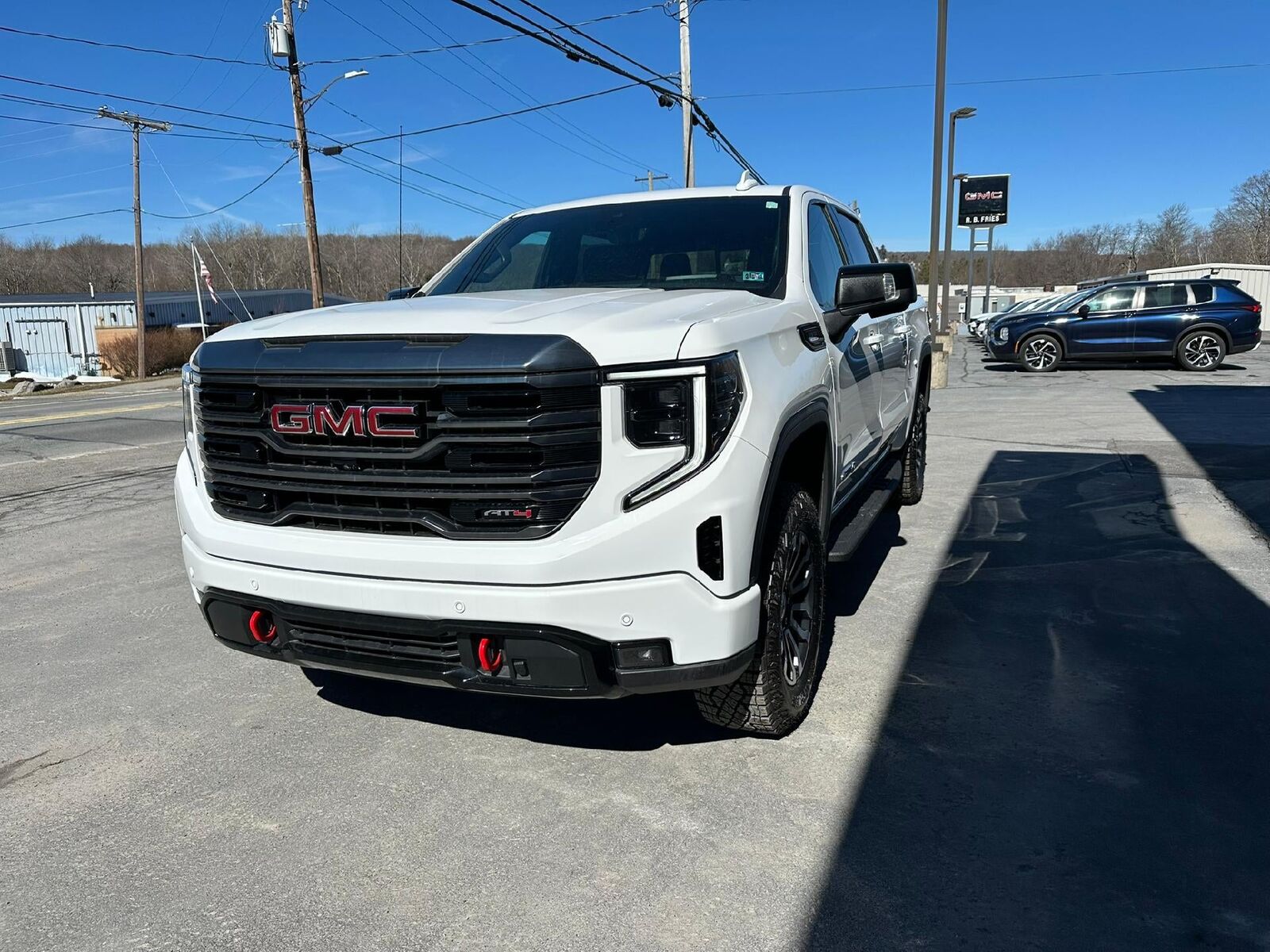 2023 GMC Sierra