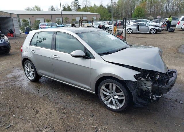 2015 VOLKSWAGEN Golf