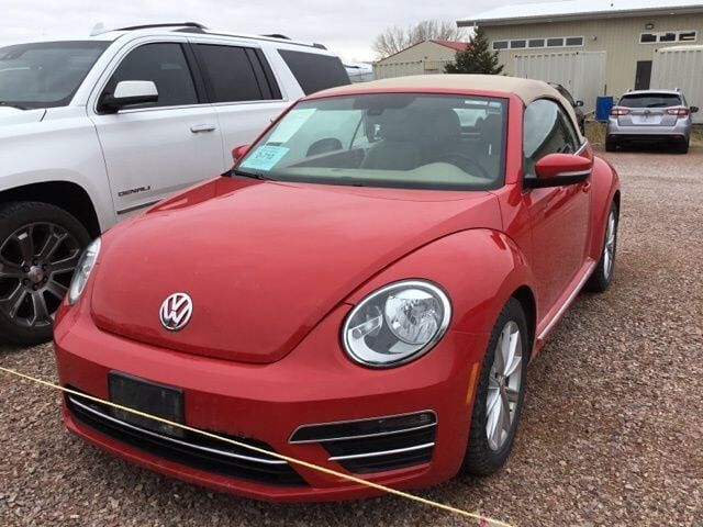 2019 VOLKSWAGEN Beetle
