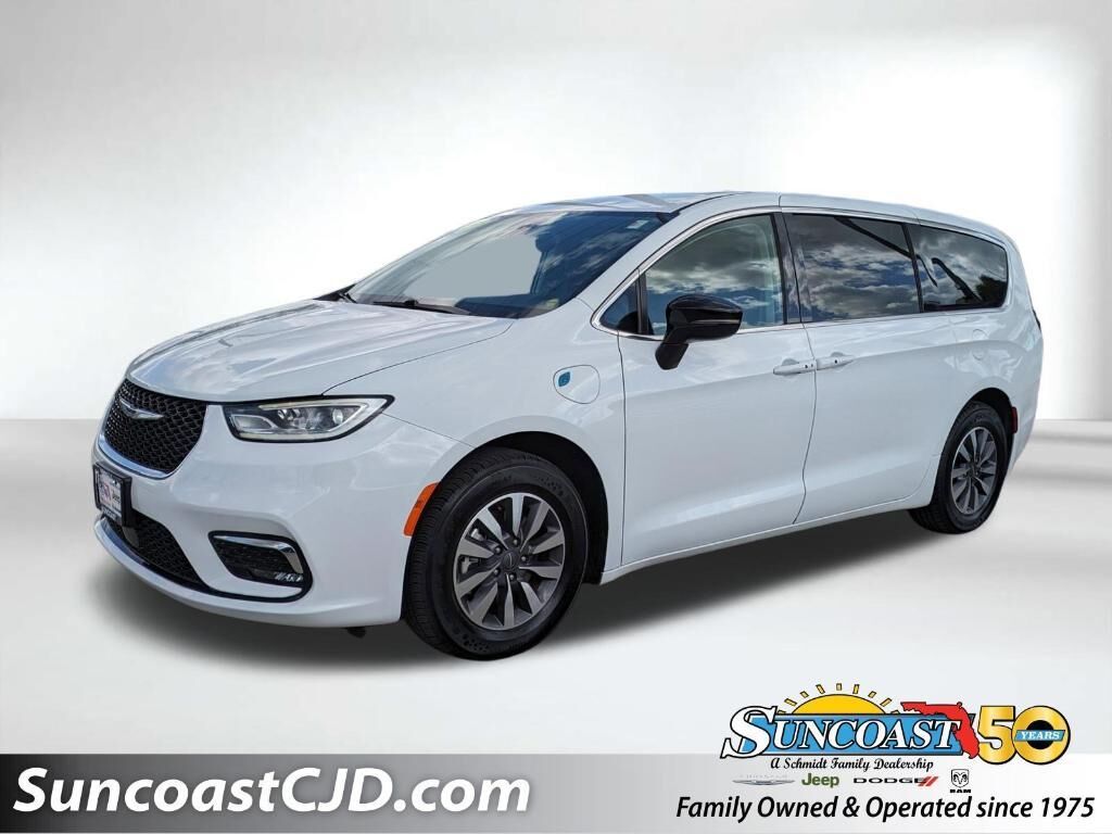 2024 CHRYSLER Pacifica