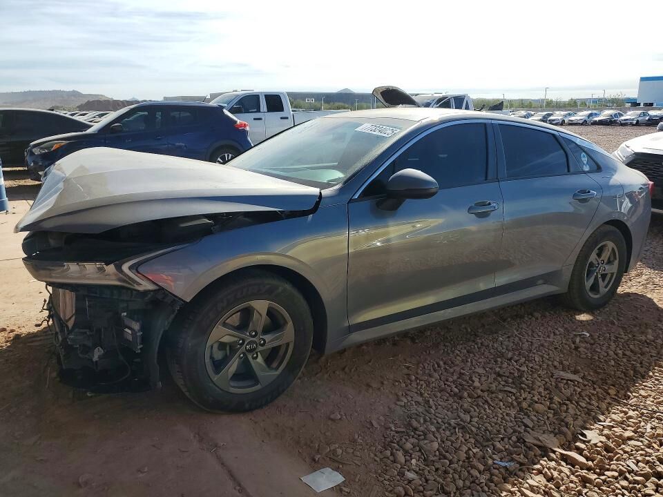 2021 KIA K5