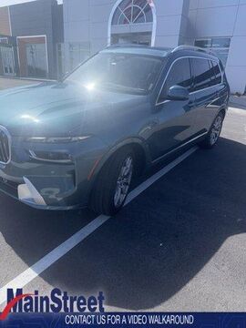 2023 BMW X7