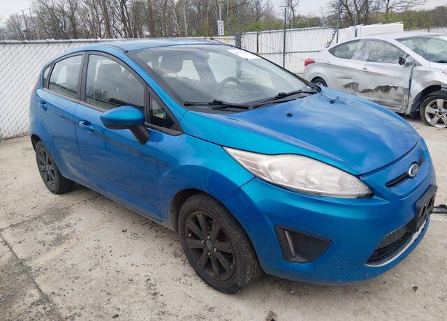 2012 FORD Fiesta