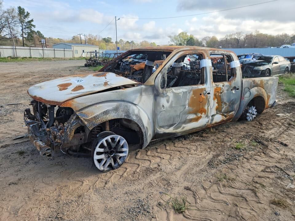 2021 NISSAN Frontier