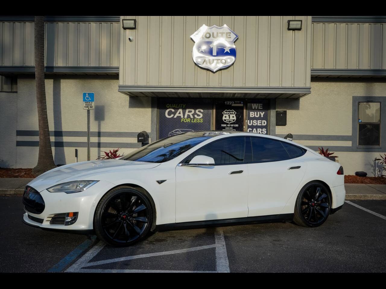 2016 TESLA Model S