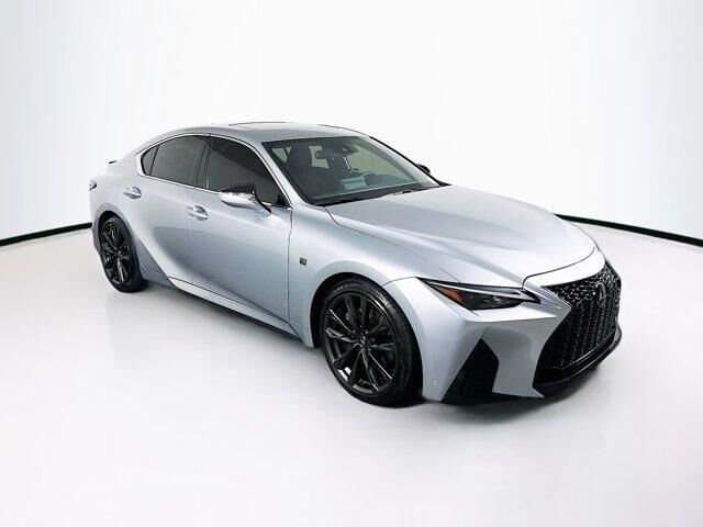 2024 LEXUS IS