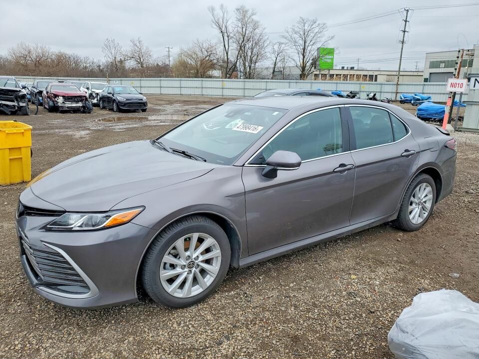 2021 TOYOTA Camry