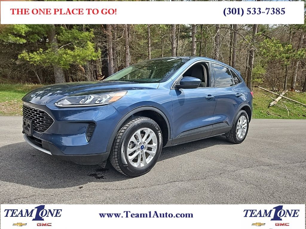 2020 FORD Escape