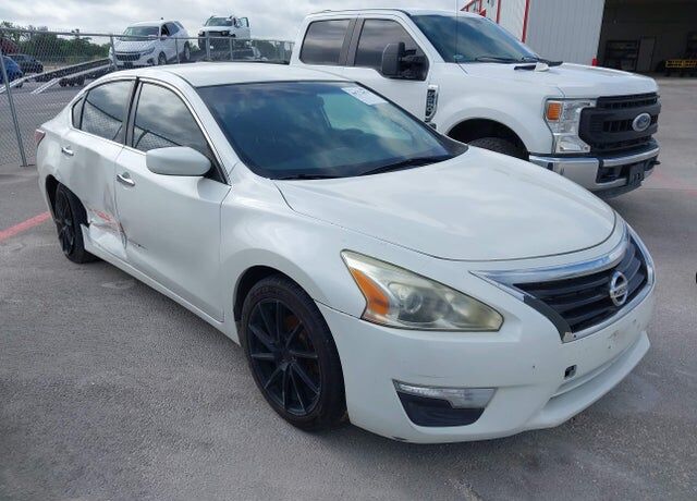 2014 NISSAN Altima