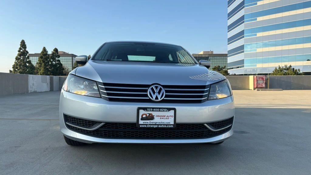 2015 VOLKSWAGEN Passat