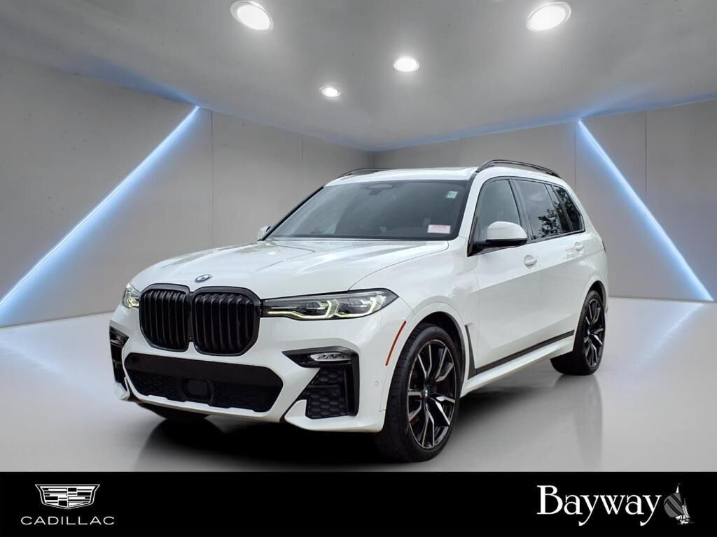 2021 BMW X7