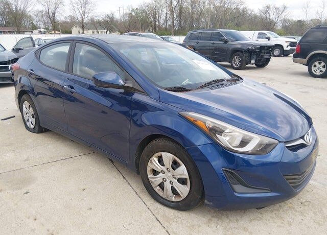 2016 HYUNDAI Elantra