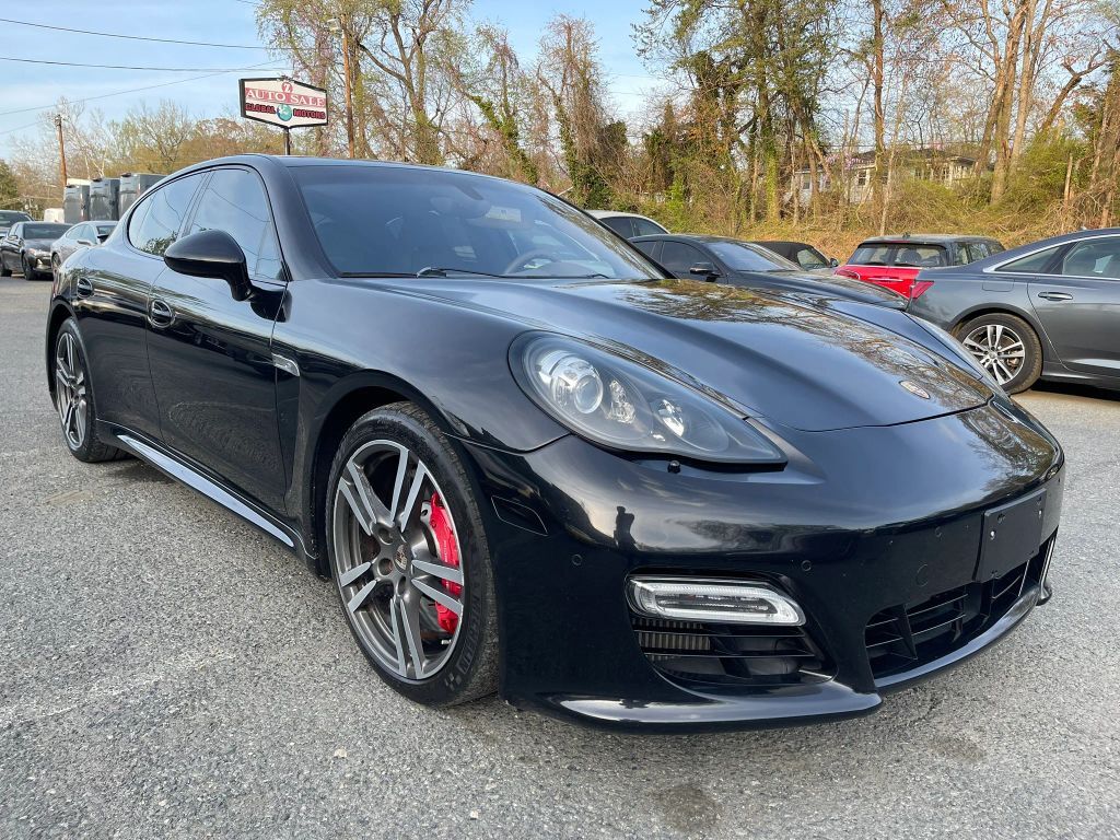 2013 PORSCHE Panamera