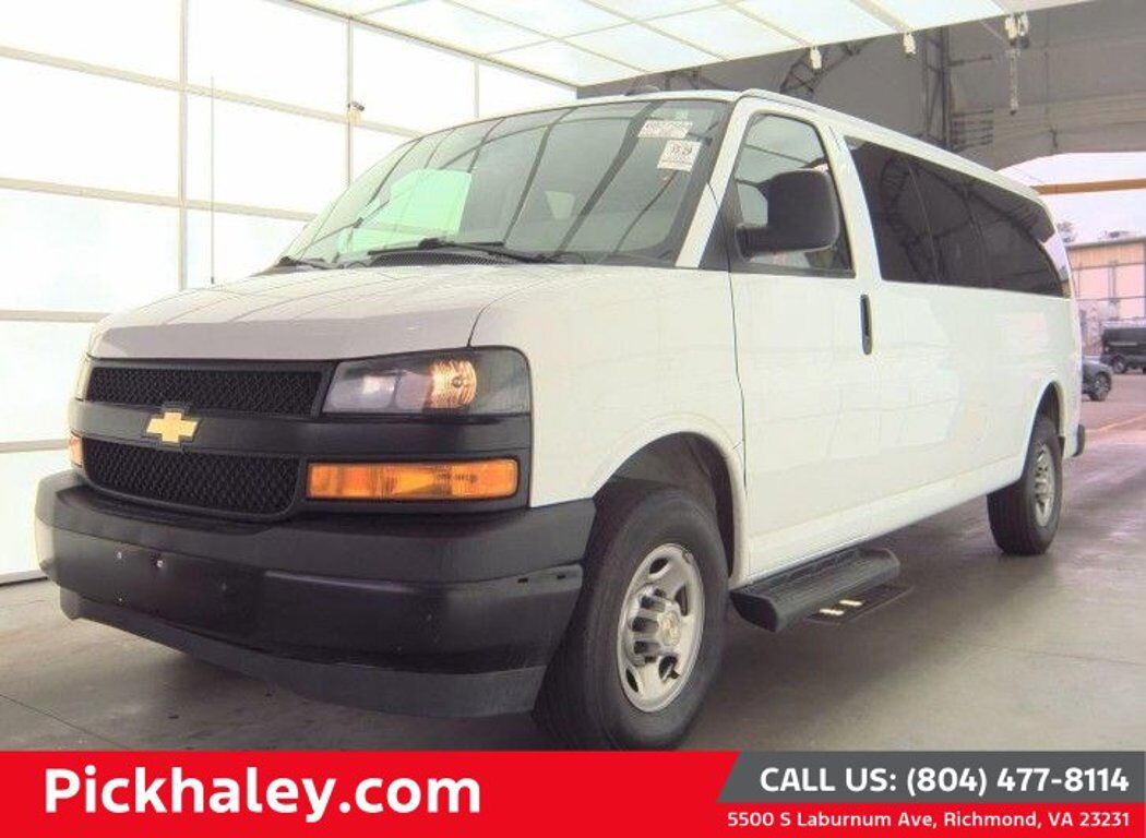 2022 CHEVROLET Express