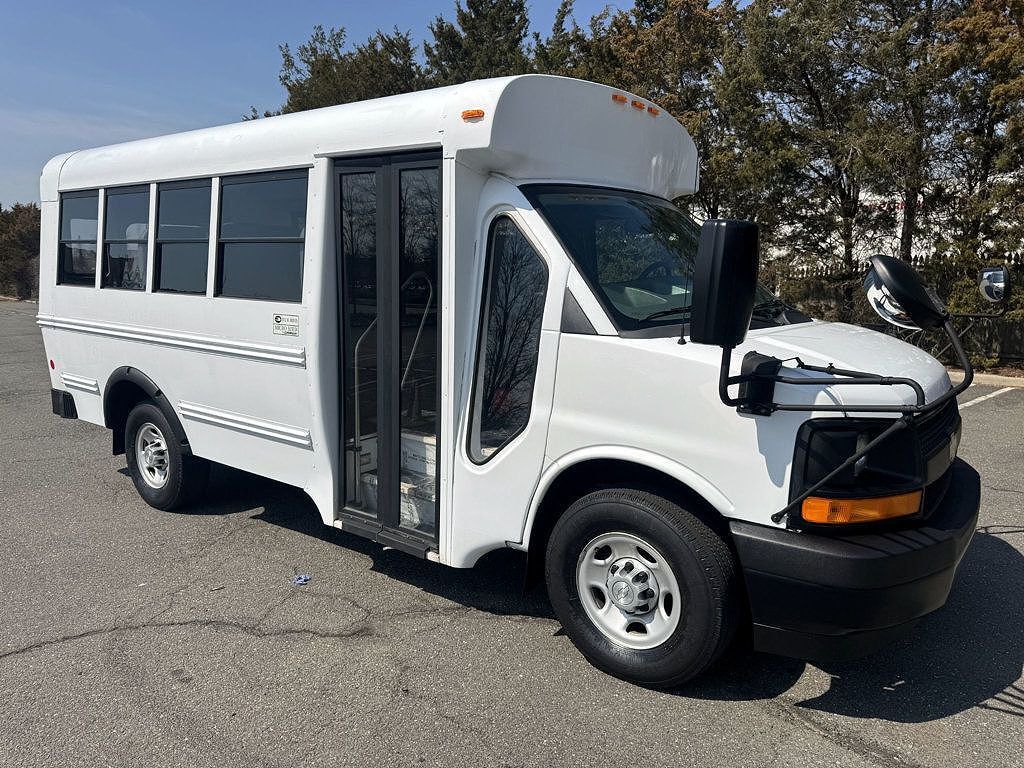 2017 CHEVROLET Express