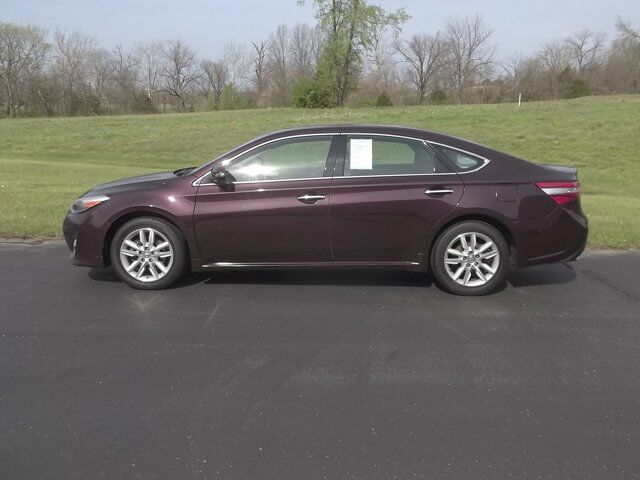 2013 TOYOTA Avalon