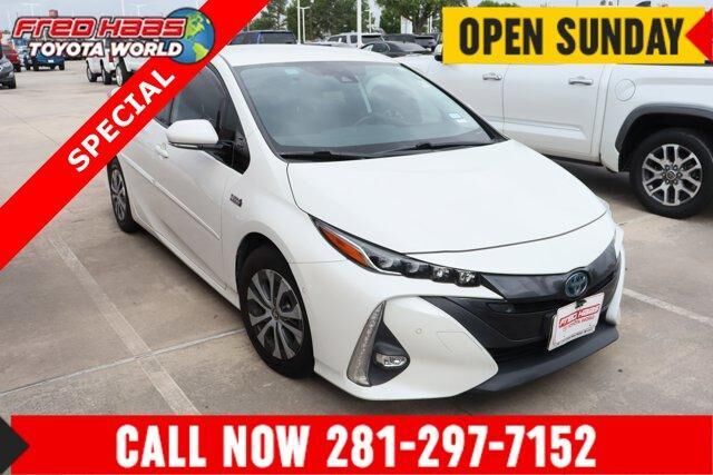 2020 TOYOTA Prius