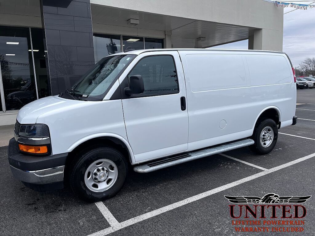 2023 CHEVROLET Express