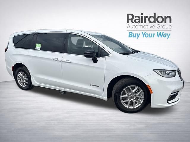 2024 CHRYSLER Pacifica