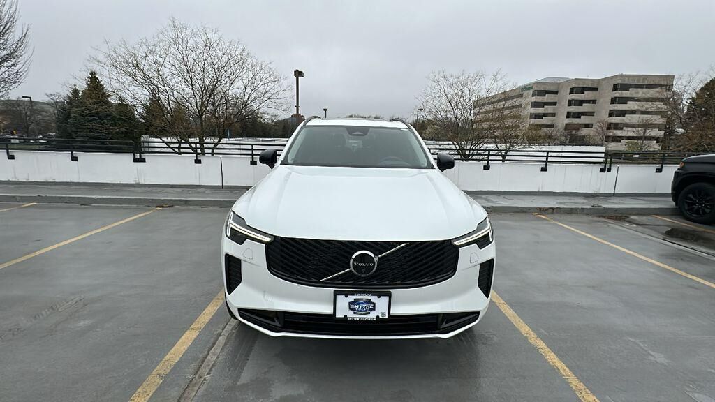 2026 VOLVO XC90